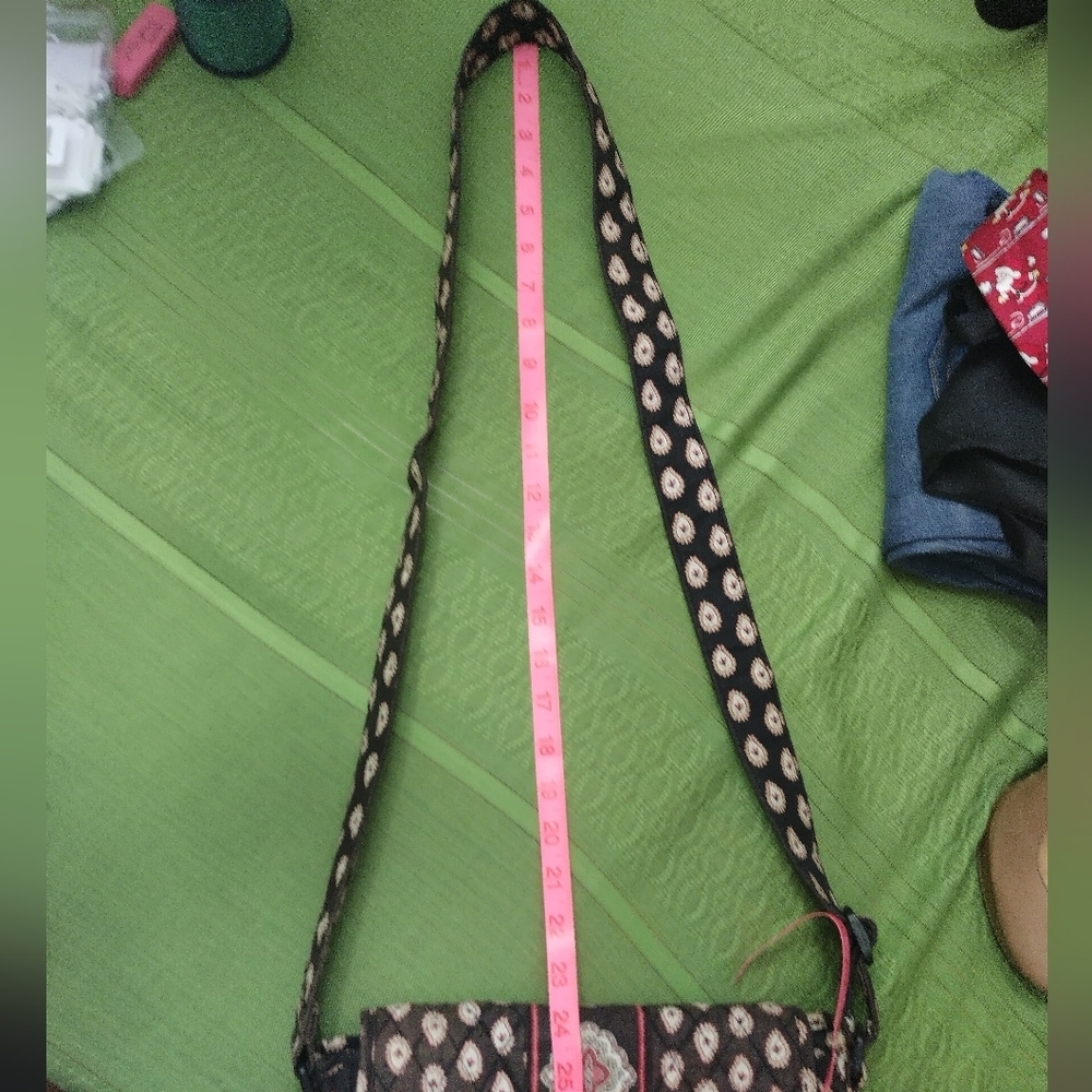Vera Bradley Black Floral Petals/Paisley Pattern, Crossbody Bag - Picture 11 of 15
